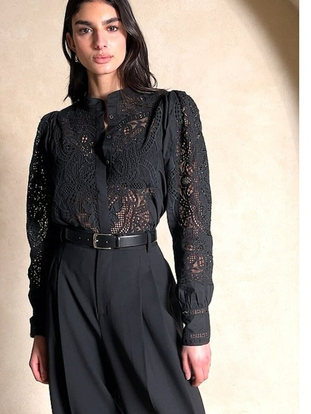 NWT Mariana Lace Blouse Size Medium In Black By Banana Republic